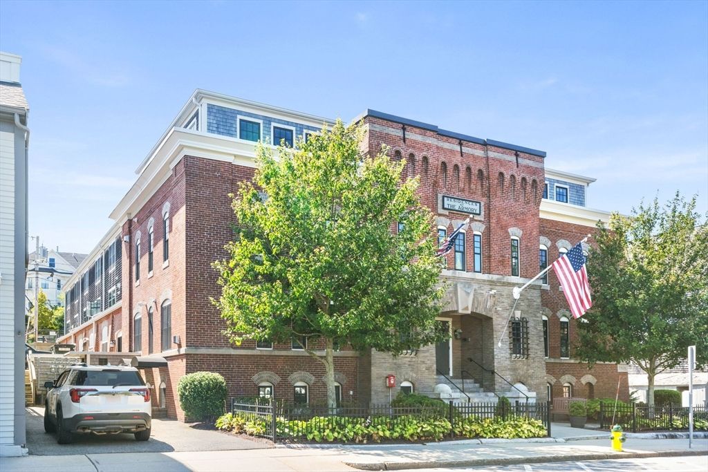 Exterior, Facade, Brick Facade, Condo Building