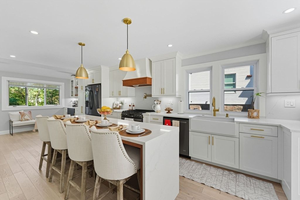 Interior, Kitchen, Pendant Lights, Recessed Lighting, Wood Texture Flooring