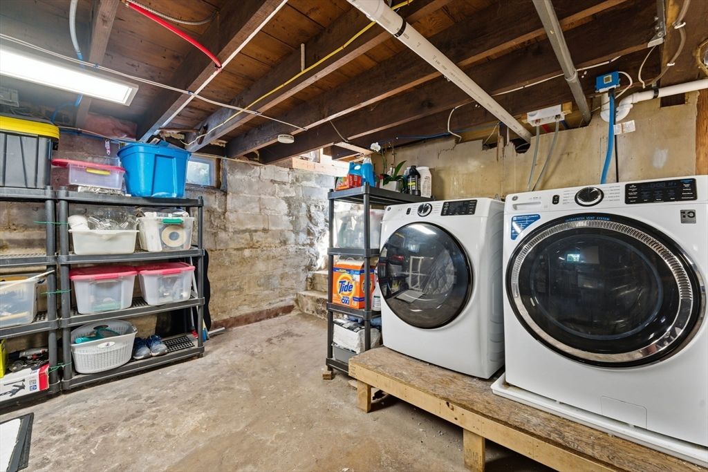 Interior, Stone Walls, Washer, Wooden Beams, Wooden Ceilings