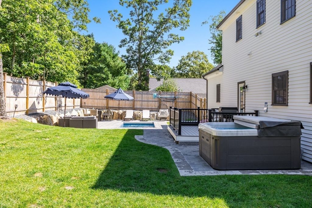 Backyard, Exterior, Hot Tub, Pool