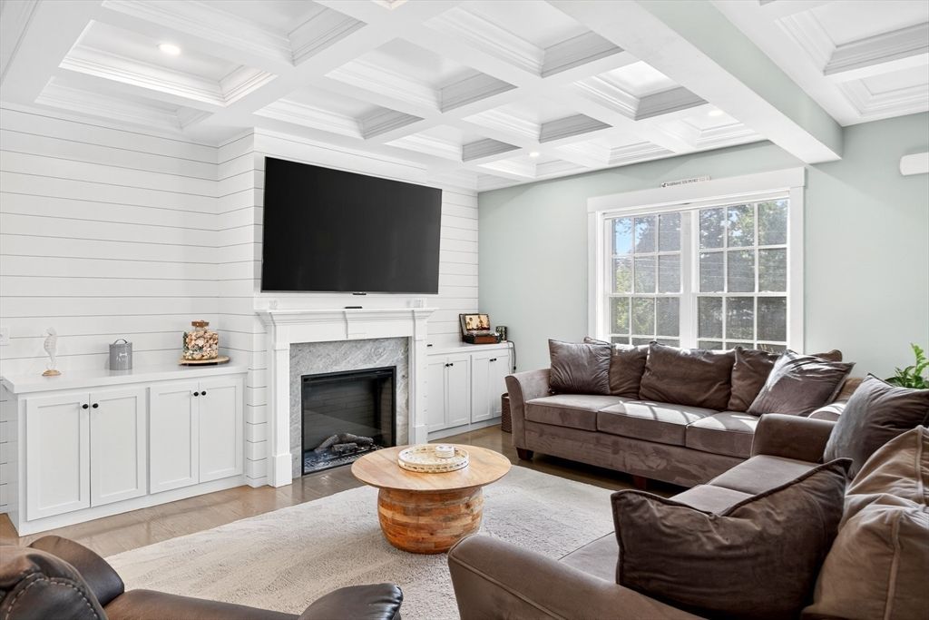 Fireplace, Interior, Living room, Recessed Lighting, Wood Texture Flooring