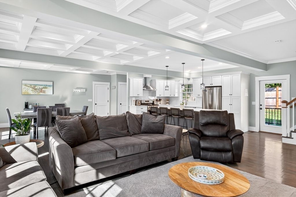 Dining room, Interior, Kitchen, Living room, Pendant Lights, Recessed Lighting, Stainless Steel Appliances, Wood Texture Flooring