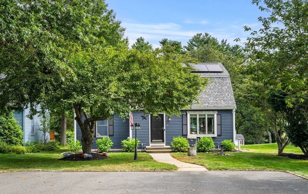 Exterior, Facade, Solar Panels, Cape Cod