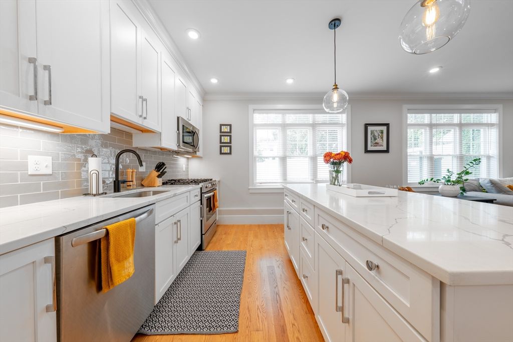 Interior, Kitchen, Pendant Lights, Recessed Lighting, Wood Texture Flooring