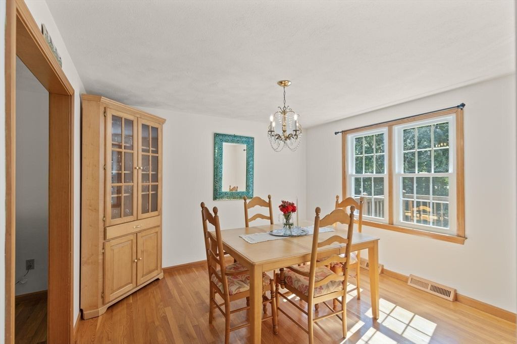 Chandelier, Dining room, Interior, Wood Texture Flooring