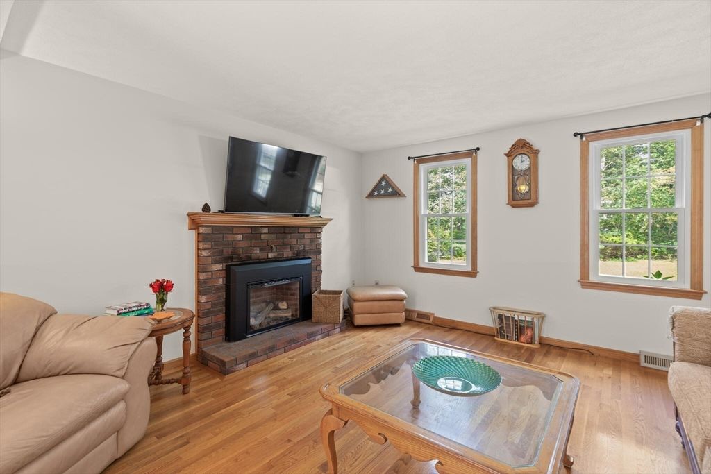 Fireplace, Interior, Living room, Wood Texture Flooring