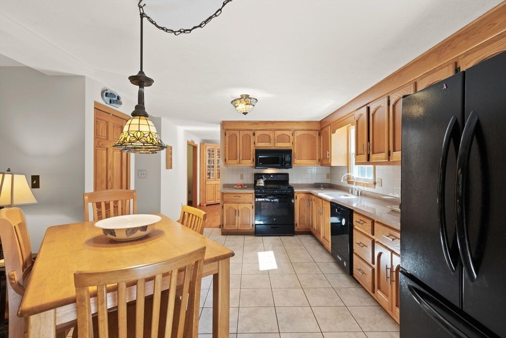 Dining room, Interior, Kitchen, Pendant Lights