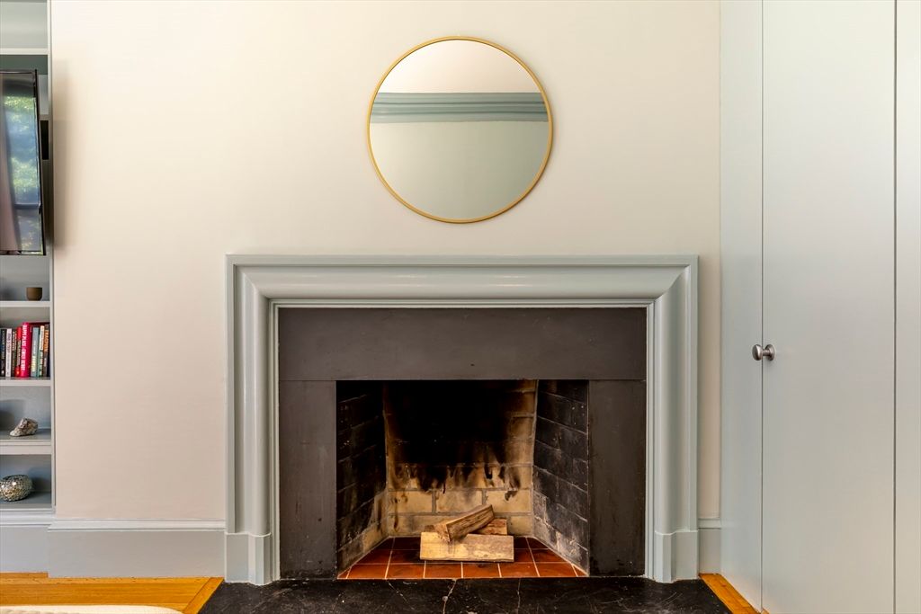Fireplace, Interior
