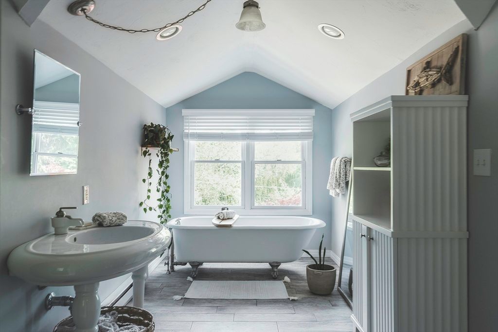 Bathroom, Dual Sink Vanities, Free Standing Baths, Interior, Recessed Lighting, Wood Texture Flooring