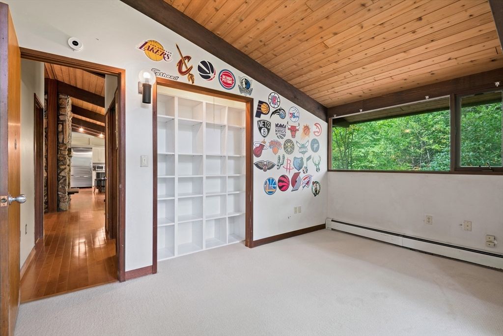 Empty room, Interior, Recessed Lighting, Wooden Beams, Wooden Ceilings, Wood Texture Flooring