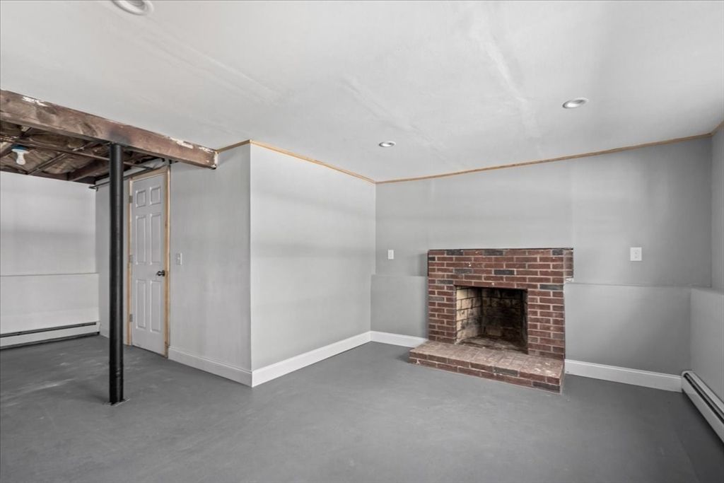 Empty room, Fireplace, Interior, Recessed Lighting