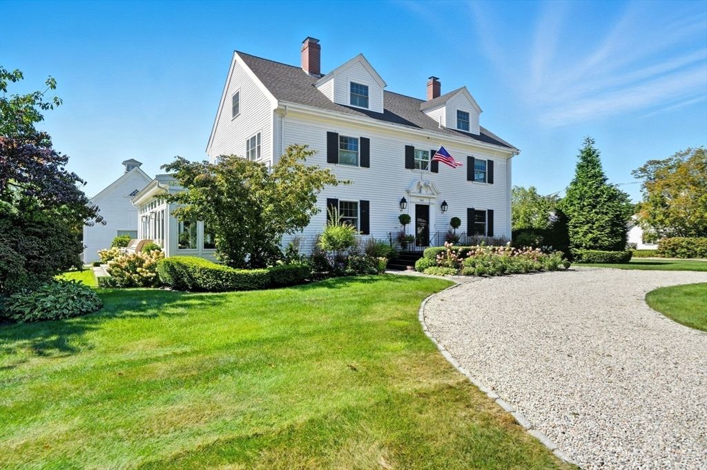 Backyard, Exterior, Facade, Georgian