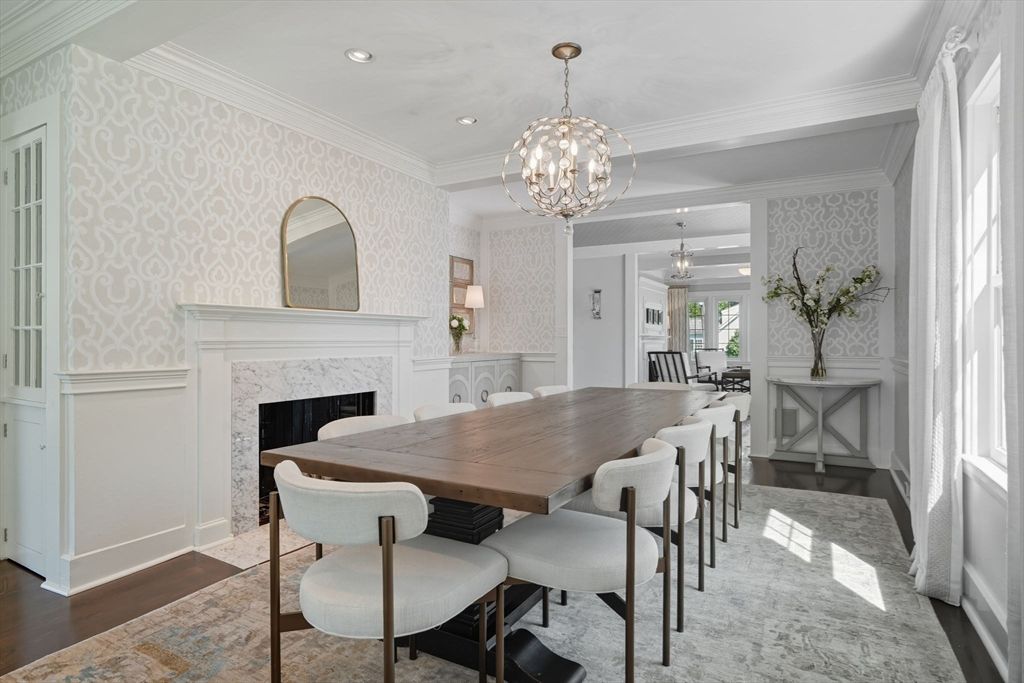 Chandelier, Dining room, Fireplace, Interior, Recessed Lighting, Wood Texture Flooring