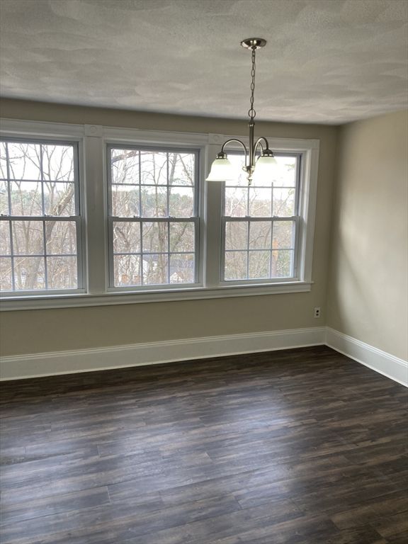 Empty room, Interior, Pendant Lights, Wood Texture Flooring