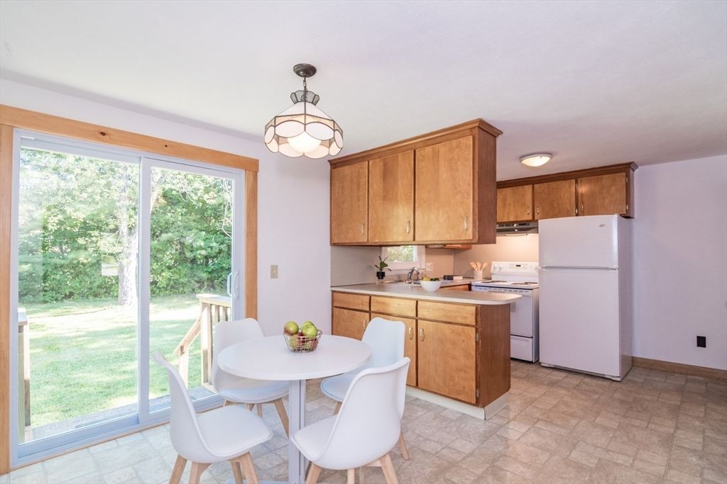 Dining room, Interior, Kitchen, Pendant Lights