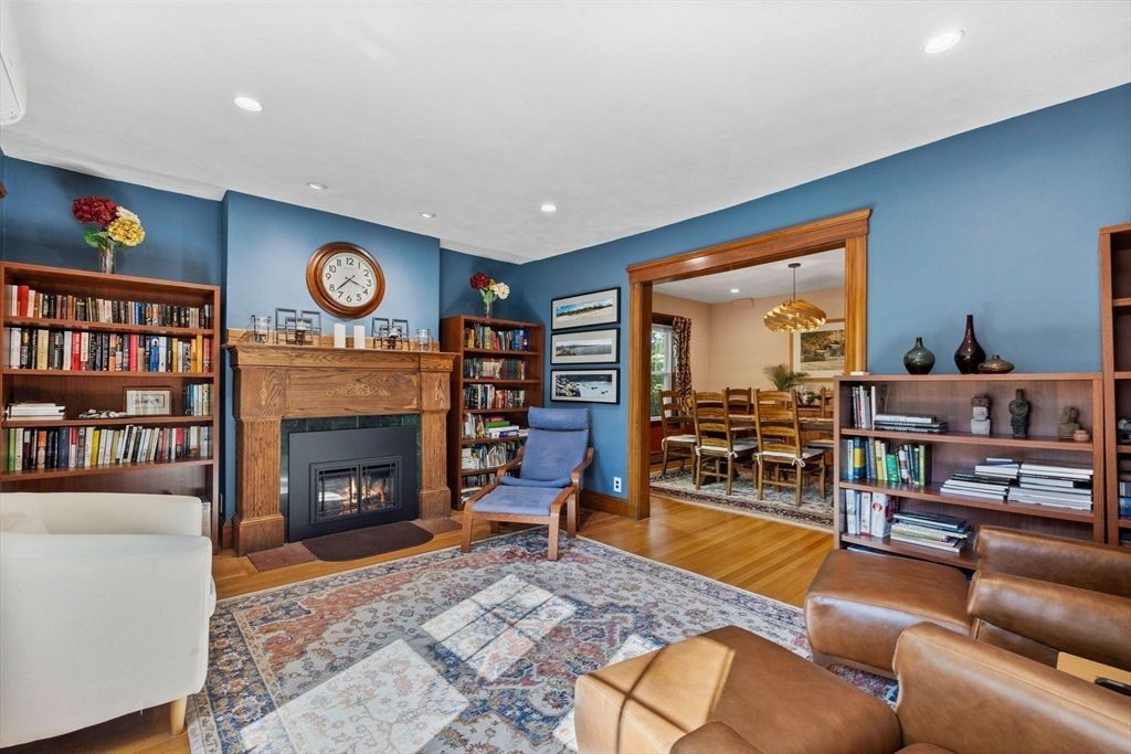 Dining room, Fireplace, Interior, Pendant Lights, Recessed Lighting, Wood Texture Flooring