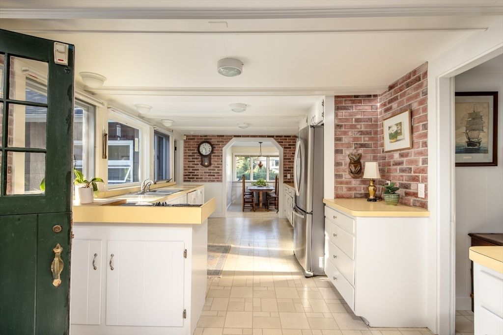 Dining room, Interior, Kitchen, Stone Walls
