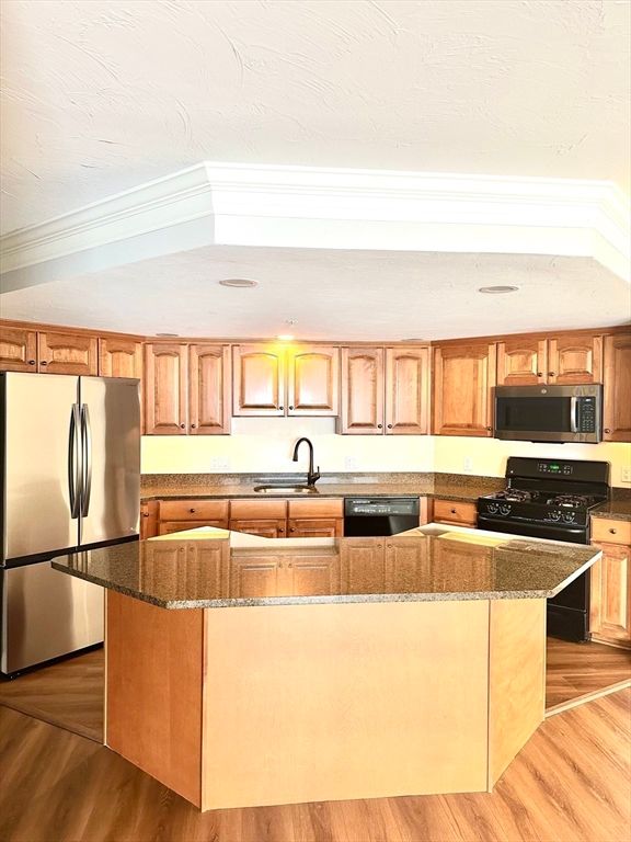 Interior, Kitchen, Wood Texture Flooring