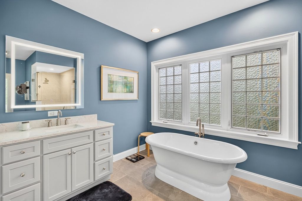 Bathroom, Dual Sink Vanities, Free Standing Baths, Interior, Recessed Lighting