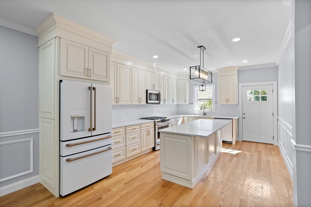 Interior, Kitchen, Pendant Lights, Recessed Lighting, Stainless Steel Appliances, Wood Texture Flooring