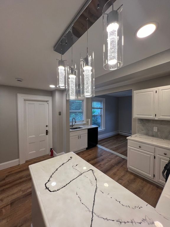 Interior, Kitchen, Pendant Lights, Recessed Lighting, Wood Texture Flooring