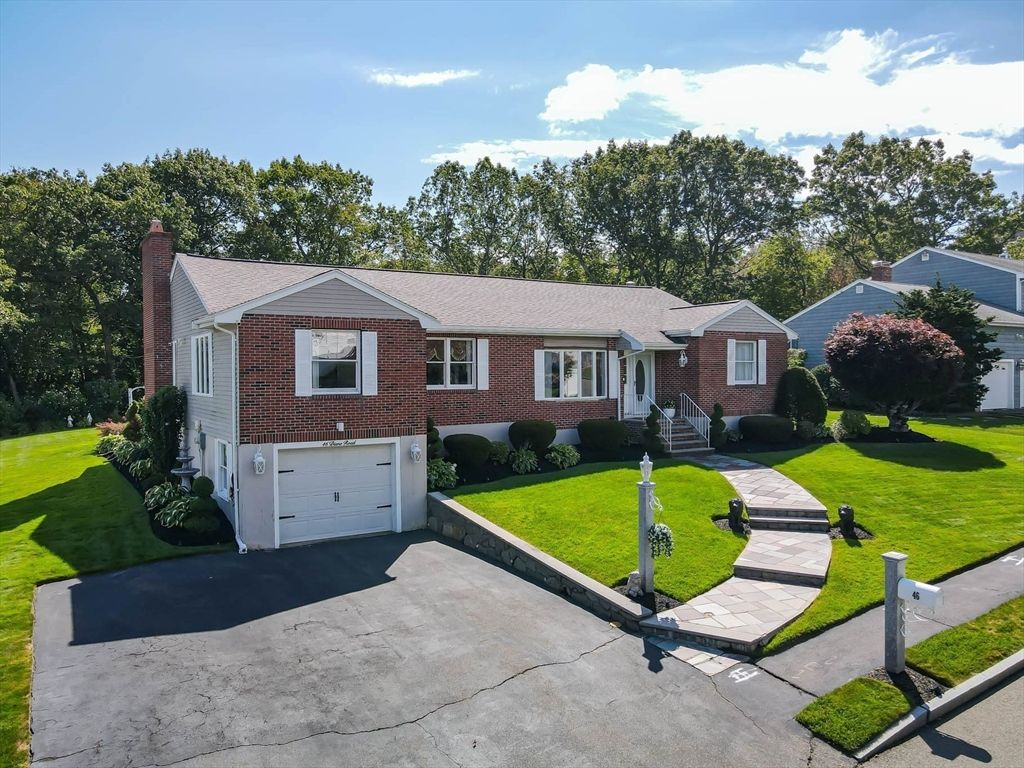 Attached, Exterior, Facade, Brick Facade, Cape Cod