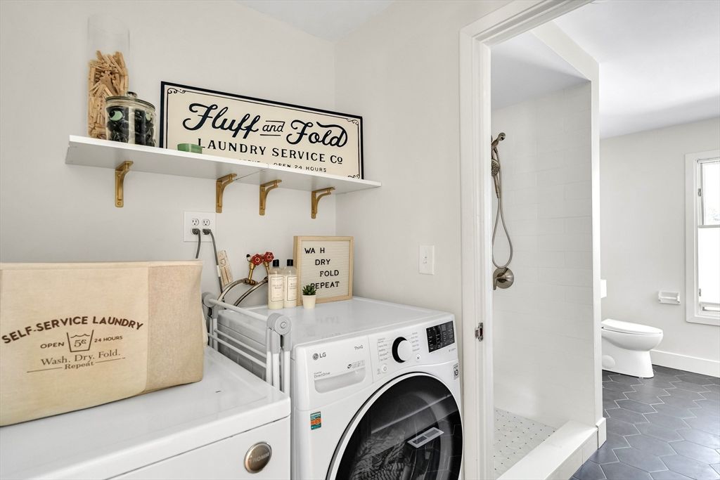 Interior, Washer