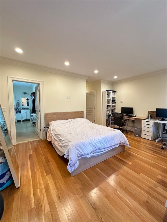 Bedroom, Home Office, Interior, Recessed Lighting, Wood Texture Flooring