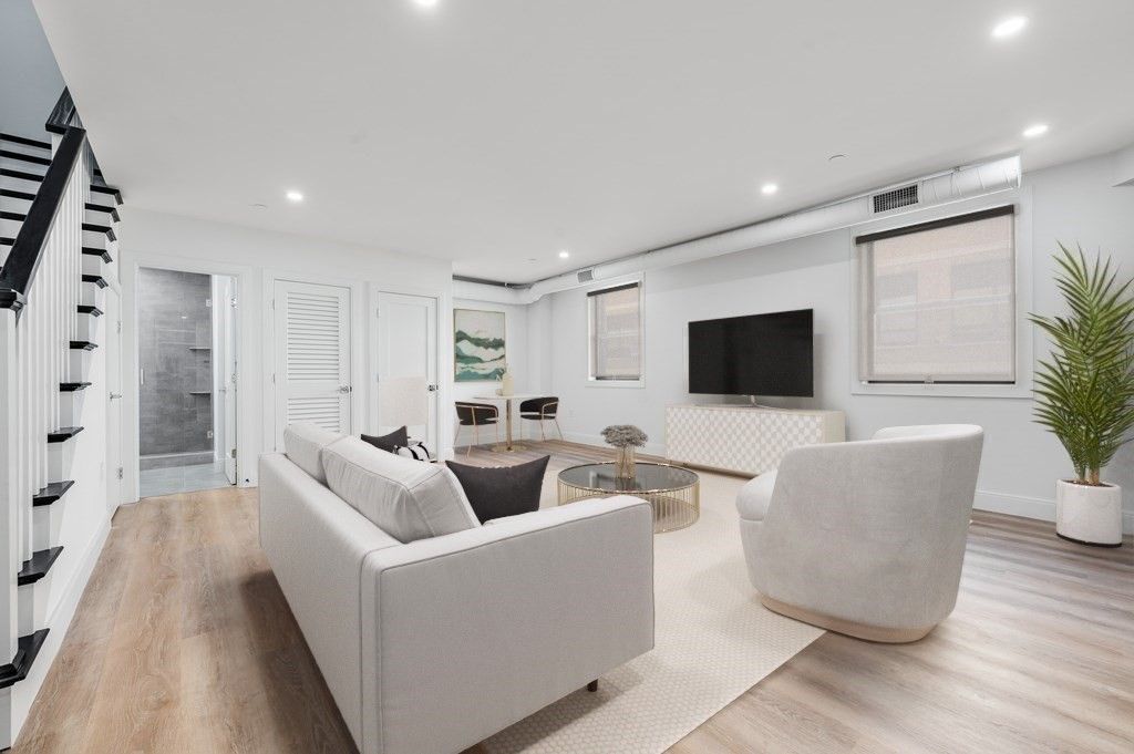 Interior, Living room, Recessed Lighting, Wood Texture Flooring