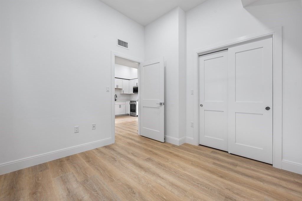 Empty room, Interior, Kitchen, Wood Texture Flooring