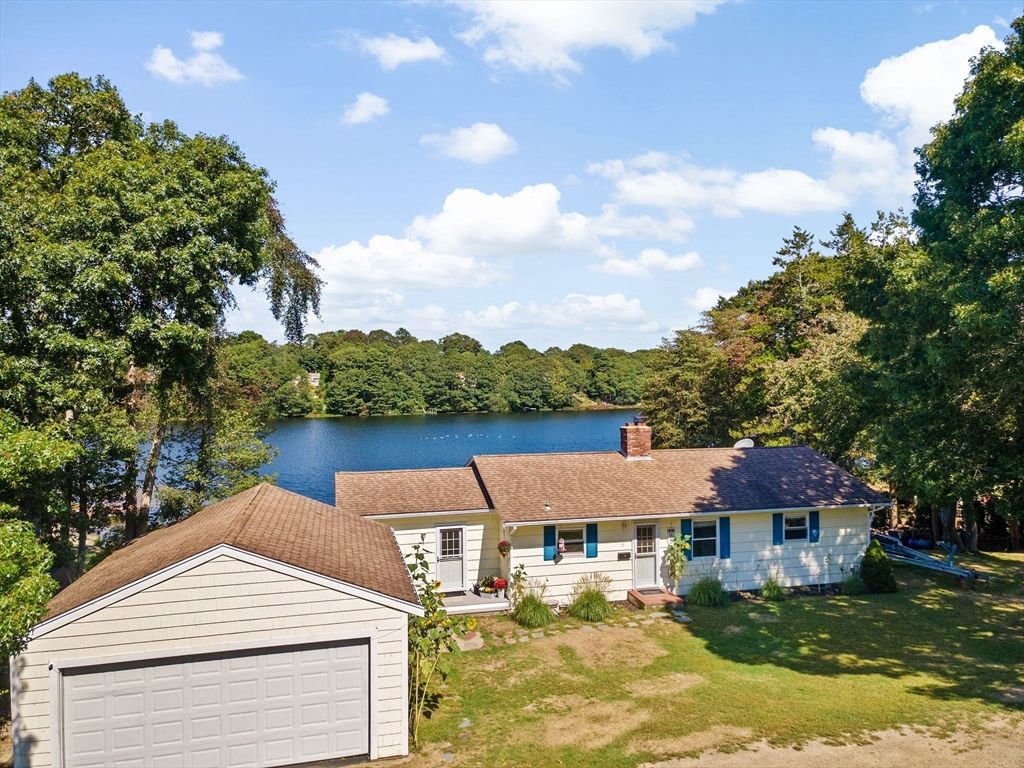 Detached Garage, Exterior, Water