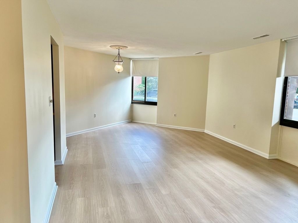 Empty room, Interior, Pendant Lights, Wood Texture Flooring