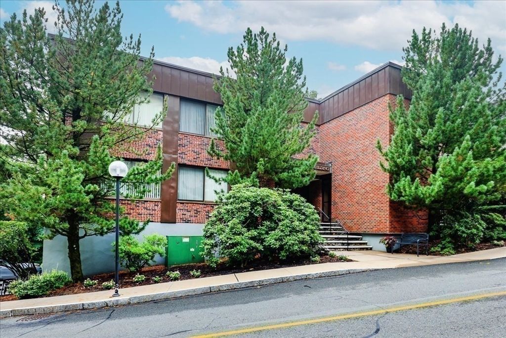 Exterior, Facade, Brick Facade, Modern