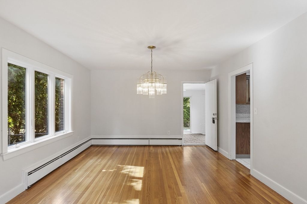 Chandelier, Empty room, Interior, Pendant Lights, Wood Texture Flooring