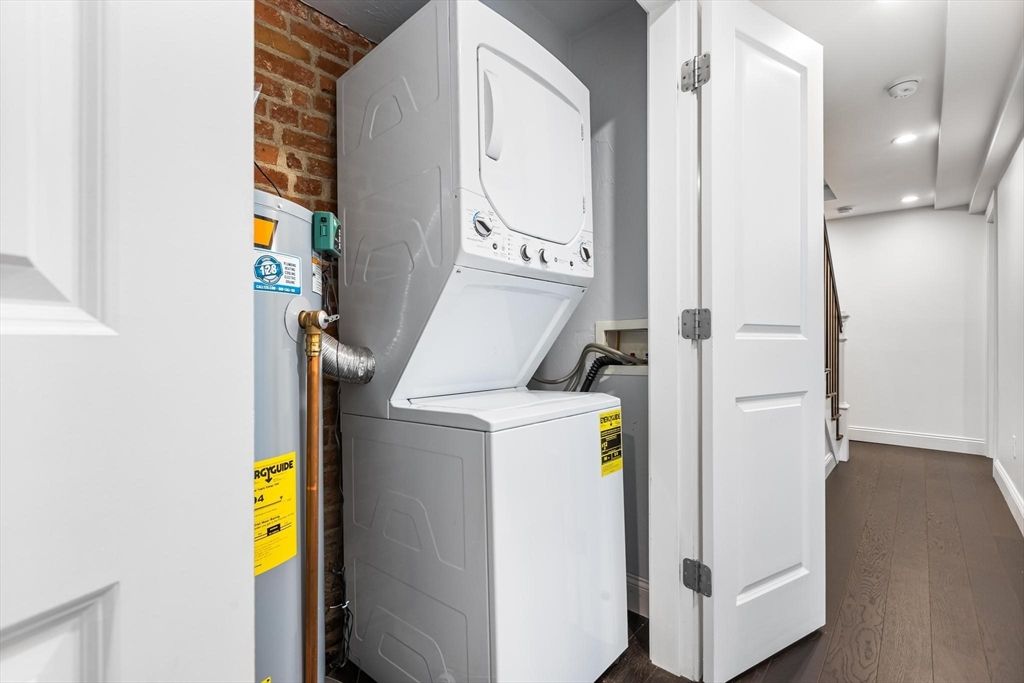 Interior, Recessed Lighting, Utility Closets, Washer, Wood Texture Flooring