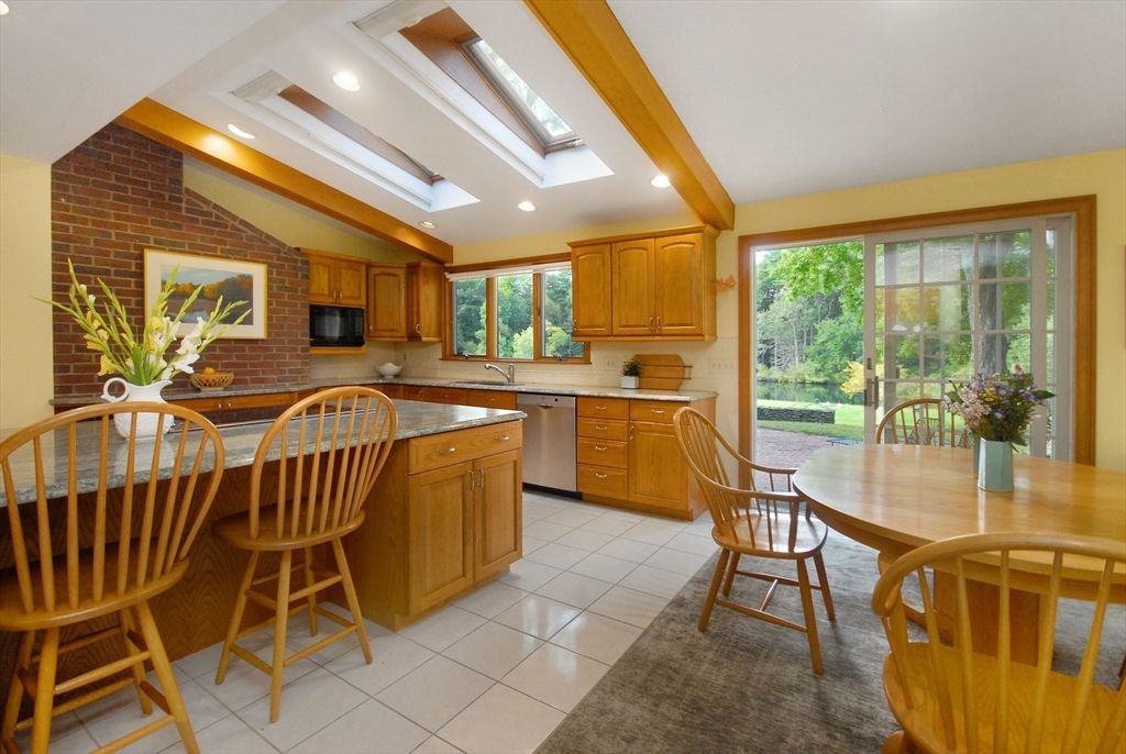 Dining room, Interior, Kitchen, Recessed Lighting, Stone Walls