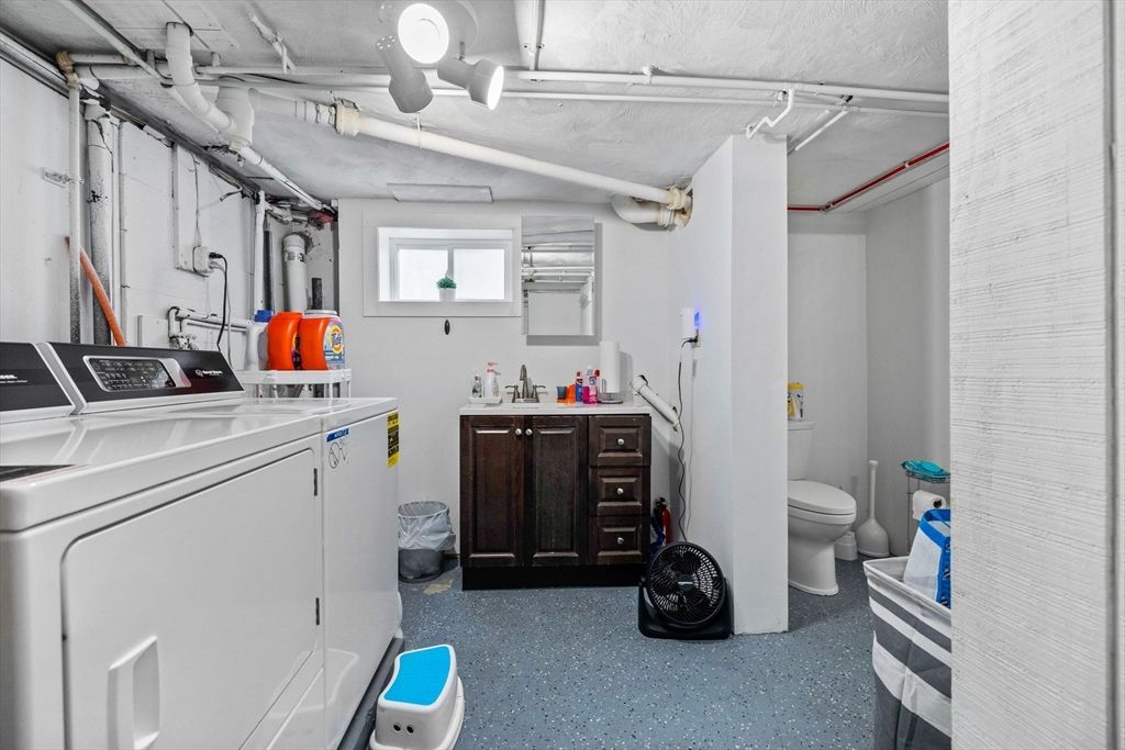 Interior, Washer