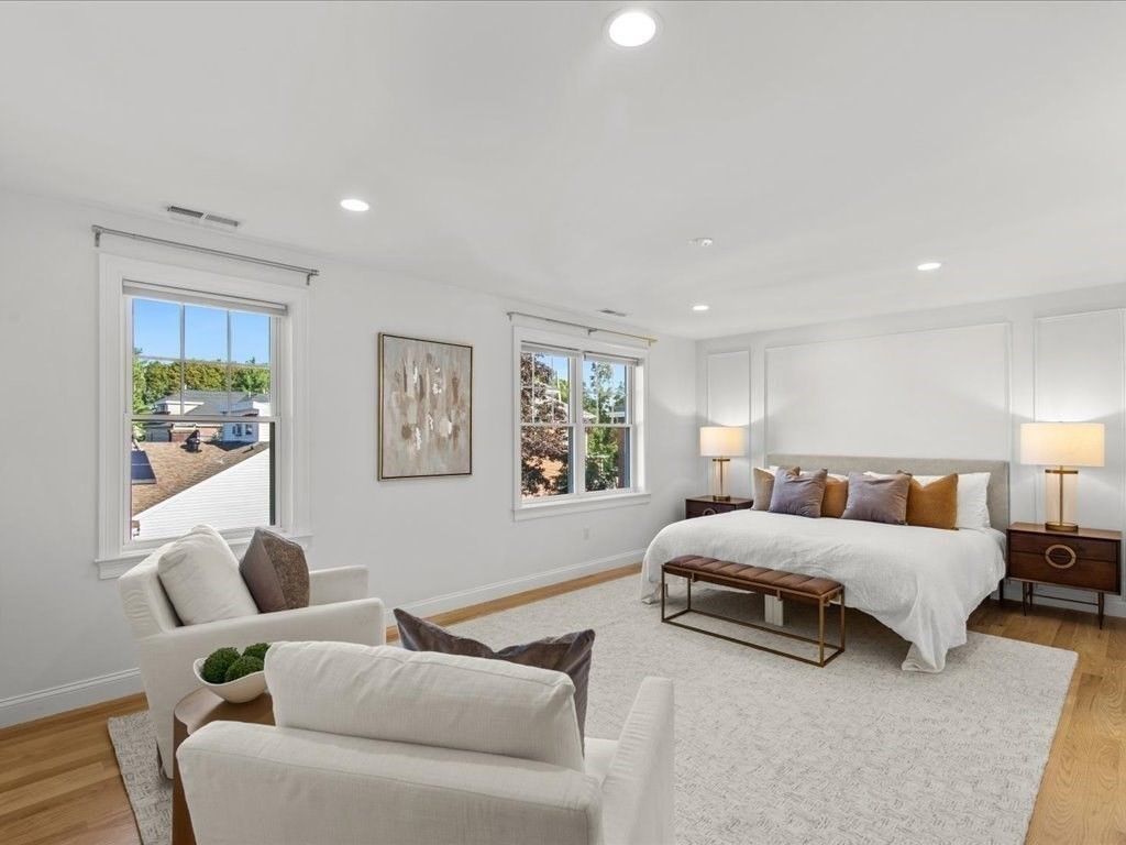 Bedroom, Interior, Living room, Recessed Lighting, Wood Texture Flooring
