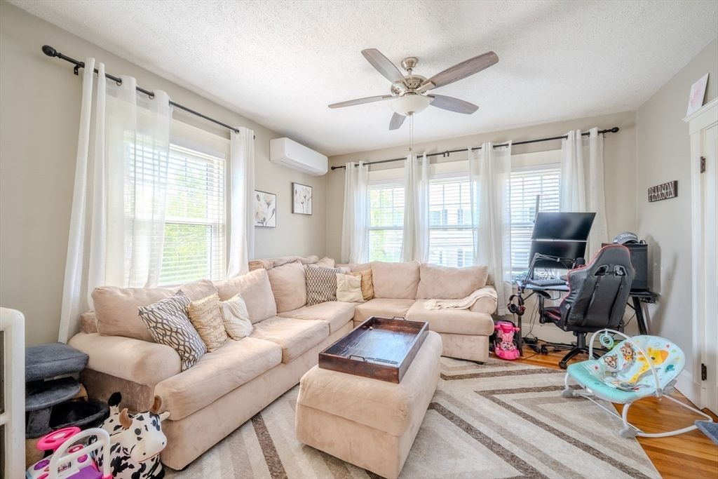 Home Office, Interior, Living room