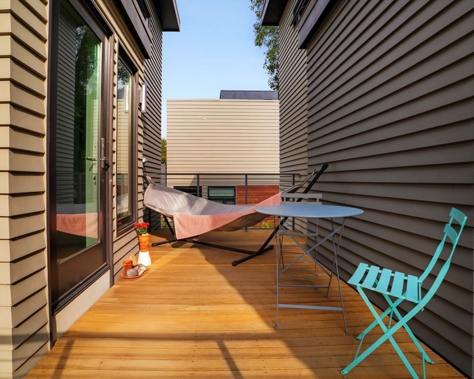 Exterior, Wood Texture Flooring