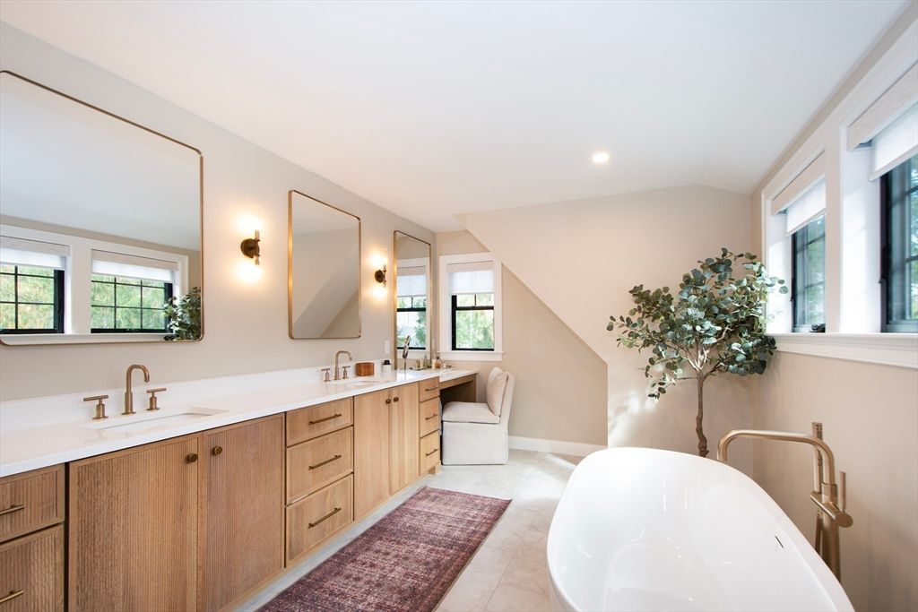 Bathroom, Dual Sink Vanities, Free Standing Baths, Interior, Recessed Lighting