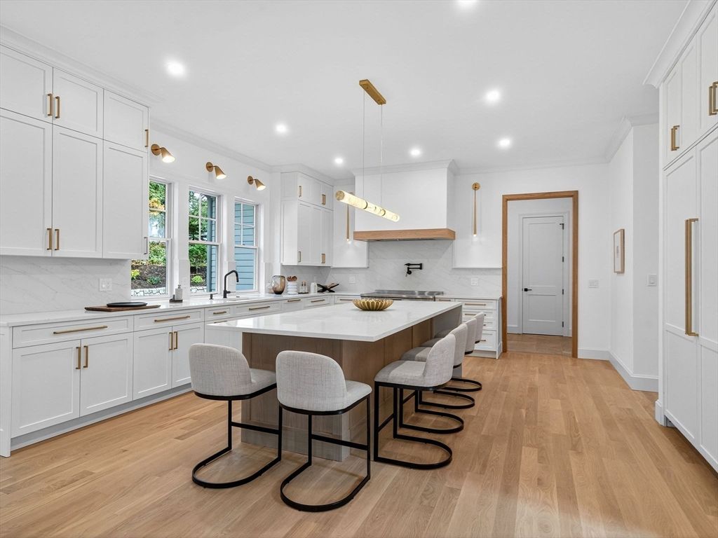 Interior, Kitchen, Marble Walls, Pendant Lights, Recessed Lighting, Wood Texture Flooring