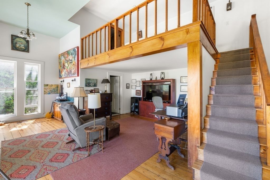 Home Office, Interior, Pendant Lights, Wood Texture Flooring