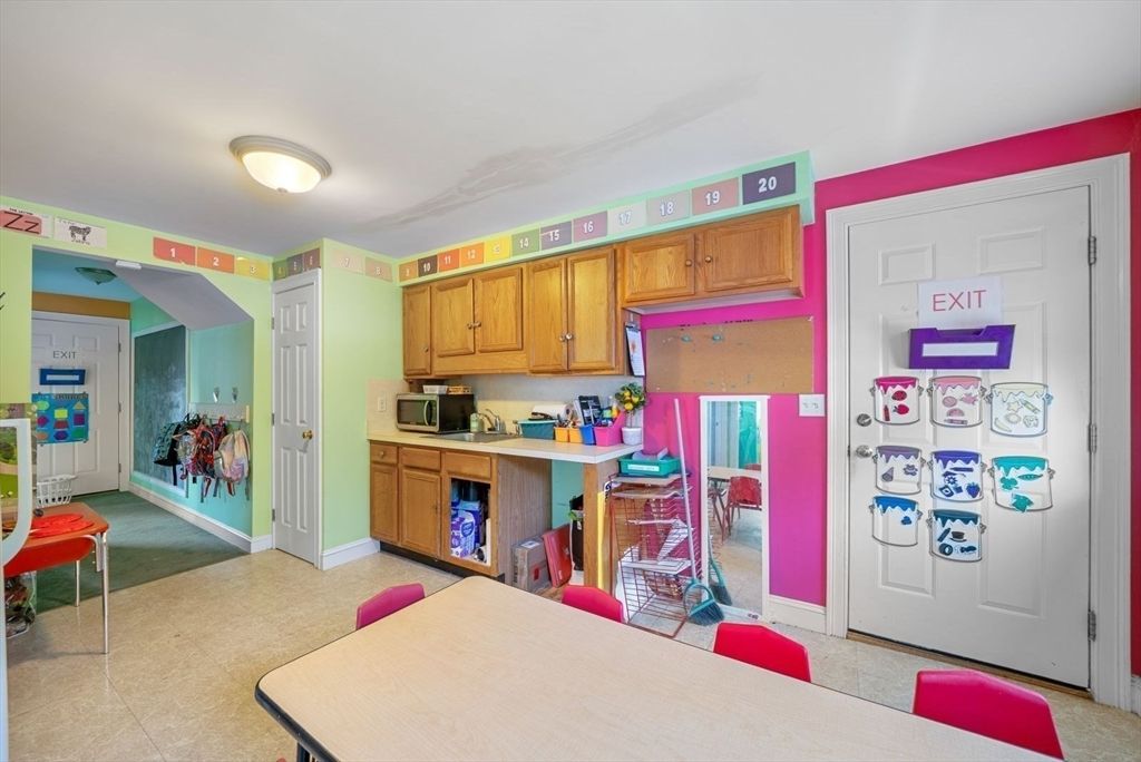 Dining room, Interior, Kitchen
