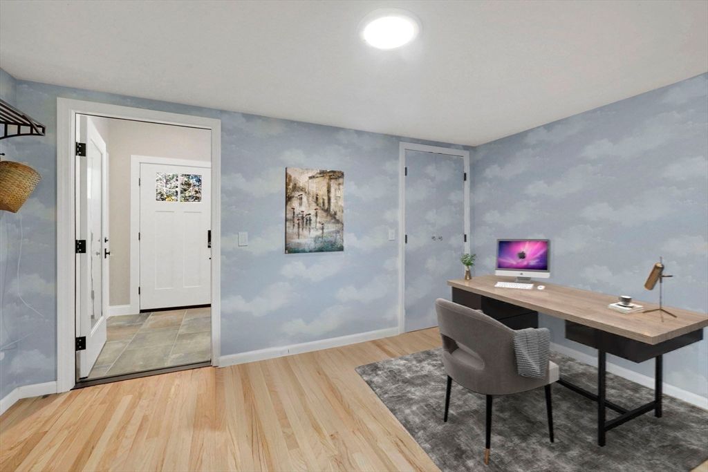 Home Office, Interior, Recessed Lighting, Wood Texture Flooring