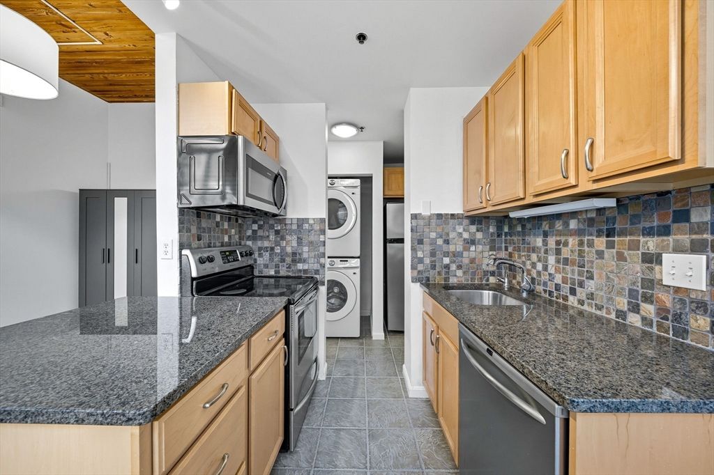 Interior, Kitchen, Washer