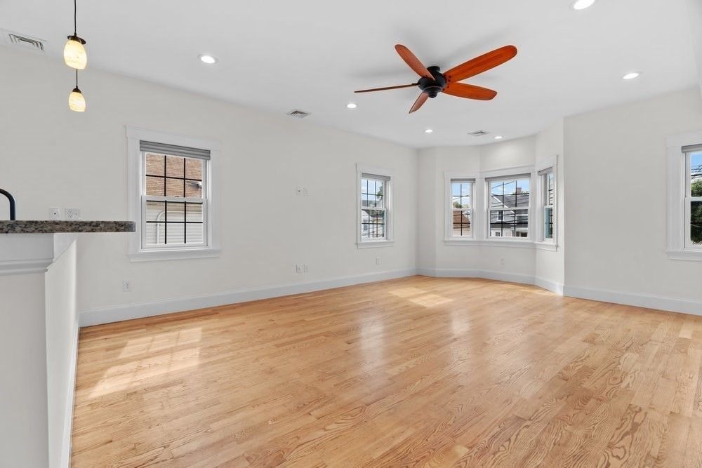 Empty room, Interior, Pendant Lights, Recessed Lighting, Wood Texture Flooring