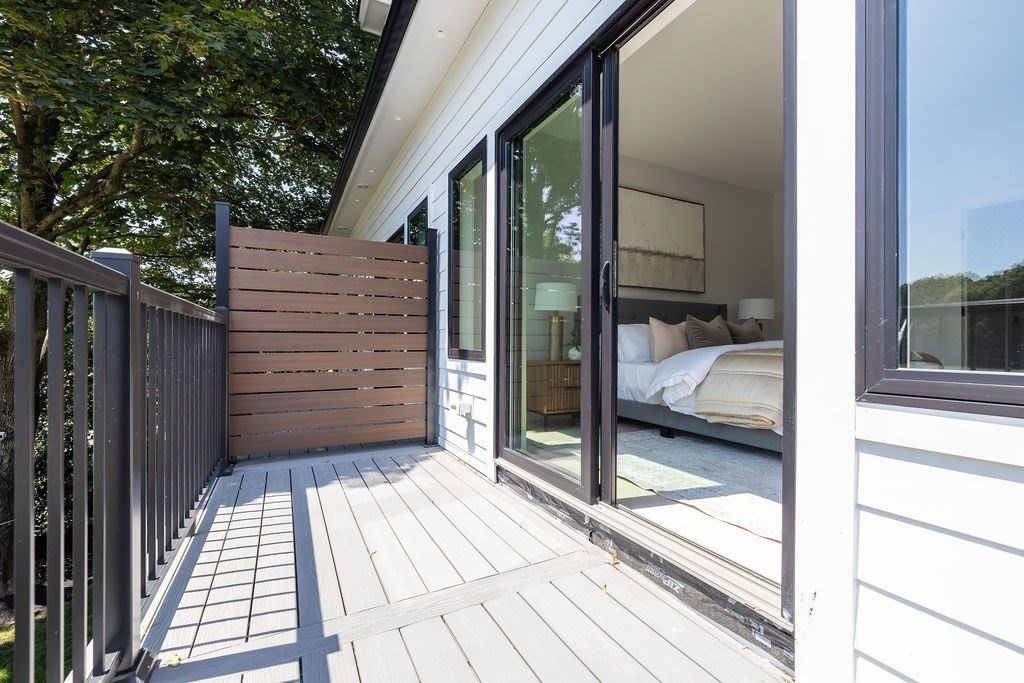 Bedroom, Exterior