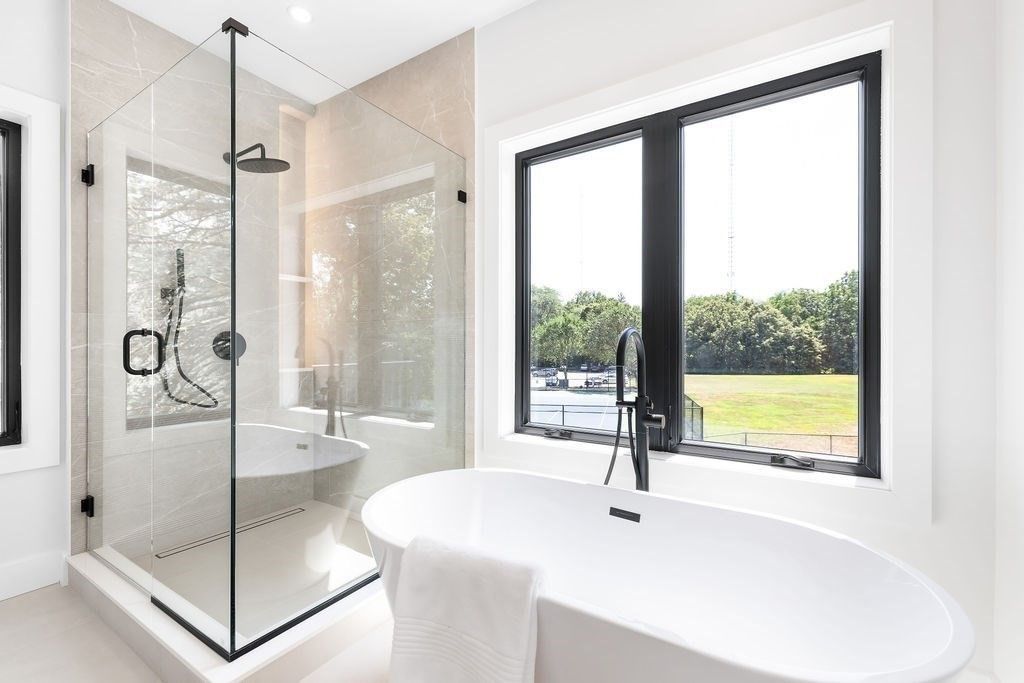 Bathroom, Free Standing Baths, Glass Shower, Interior, Recessed Lighting