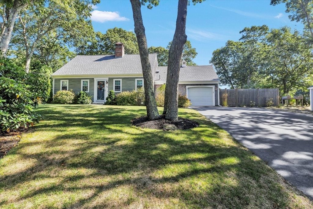 Attached, Backyard, Exterior, Facade, Cape Cod